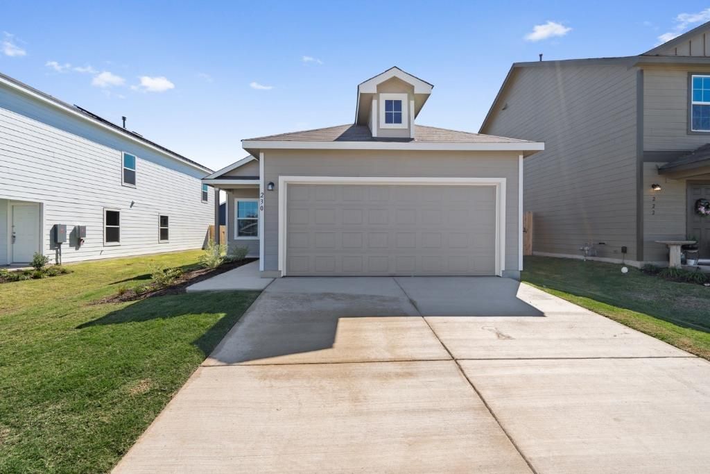 230 Gabbro GDNS, Maxwell, TX 78656