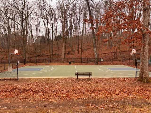 2228 Lakesite Drive, Soddy Daisy, TN 37379