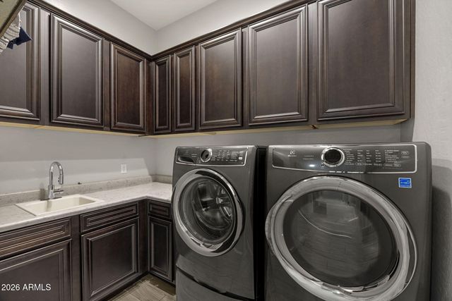 9065 E LEONORA Street, Mesa, AZ 85207