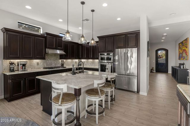 9065 E LEONORA Street, Mesa, AZ 85207