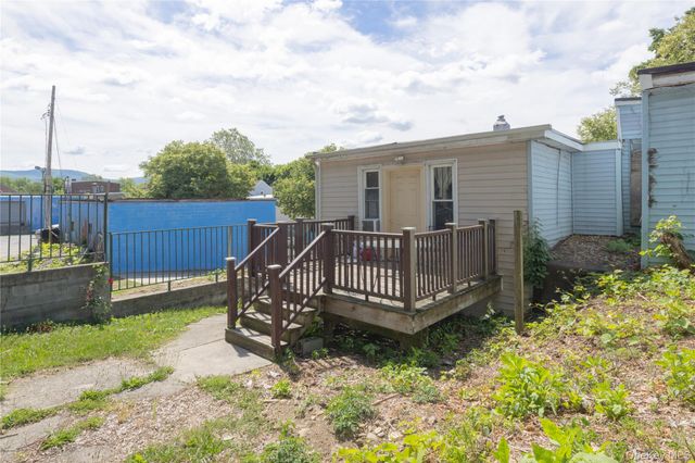 142 W Parmenter Street, Newburgh, NY 12550