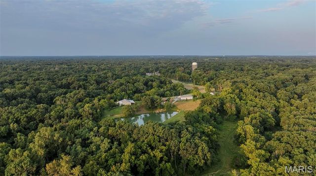 7067-7073 Farrow Lane, Godfrey, IL 62035