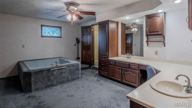 7067-7073 Farrow Lane, Godfrey, IL 62035