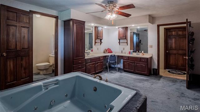 7067-7073 Farrow Lane, Godfrey, IL 62035