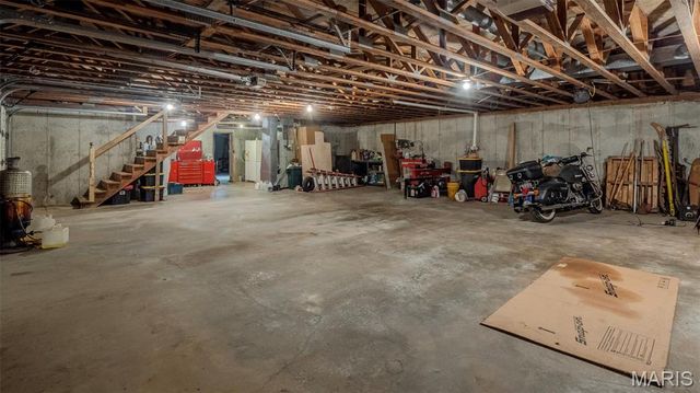 7067-7073 Farrow Lane, Godfrey, IL 62035