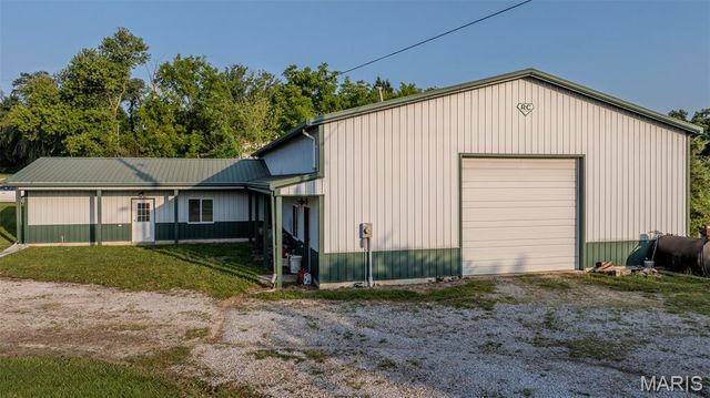 7067-7073 Farrow Lane, Godfrey, IL 62035
