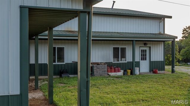 7067-7073 Farrow Lane, Godfrey, IL 62035