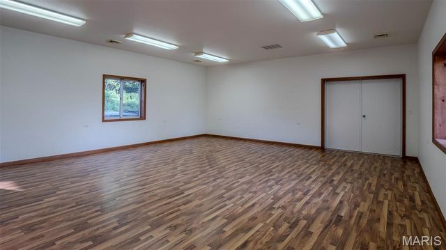 7067-7073 Farrow Lane, Godfrey, IL 62035