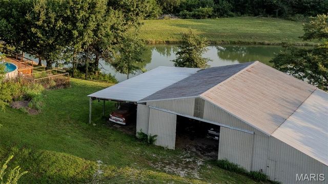 7067-7073 Farrow Lane, Godfrey, IL 62035