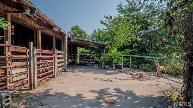 7067-7073 Farrow Lane, Godfrey, IL 62035