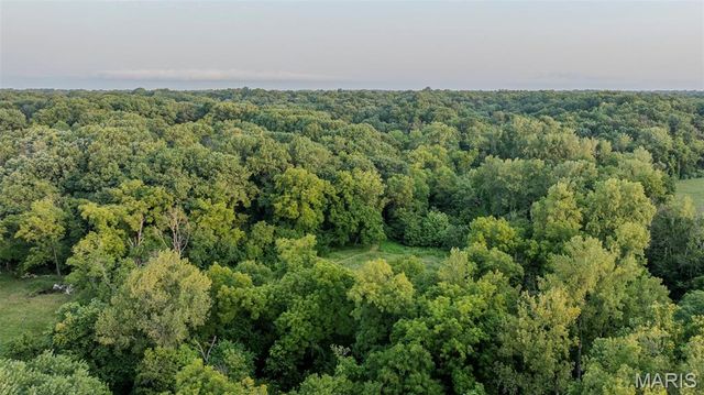 7067-7073 Farrow Lane, Godfrey, IL 62035