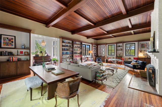 33 Aldridge Road, Chappaqua, NY 10514
