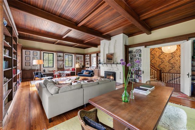 33 Aldridge Road, Chappaqua, NY 10514