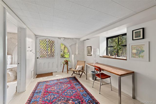 33 Aldridge Road, Chappaqua, NY 10514