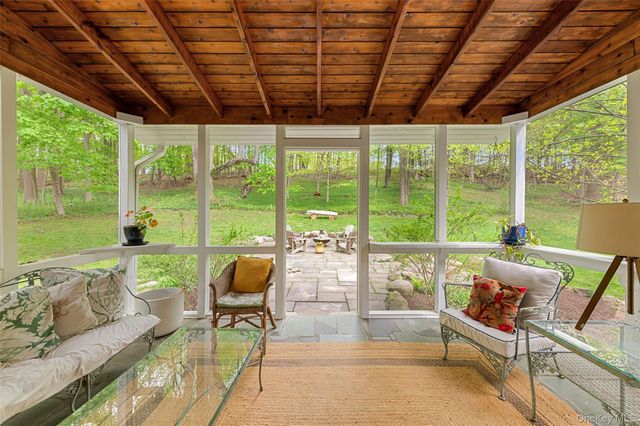 33 Aldridge Road, Chappaqua, NY 10514