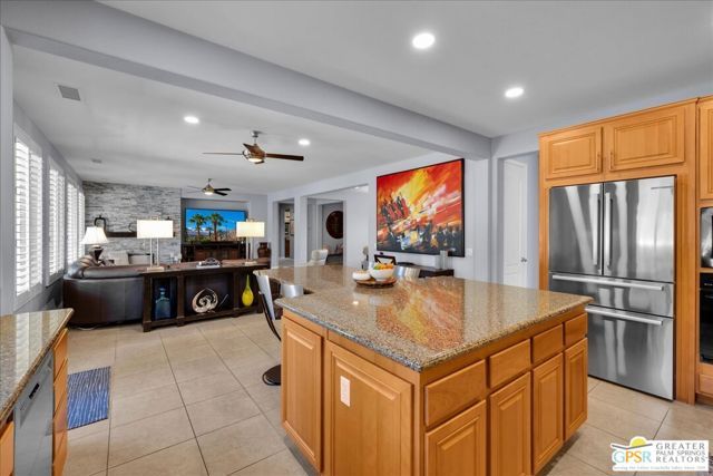 2 Lake Tahoe Drive, Rancho Mirage, CA 92270