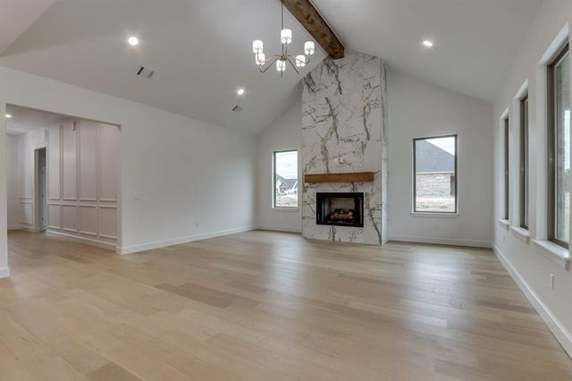 9356 Elizabeth Drive, Guthrie, OK 73044