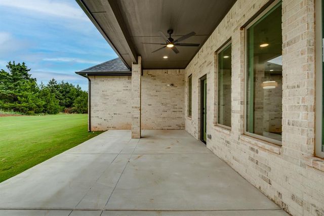 9356 Elizabeth Drive, Guthrie, OK 73044