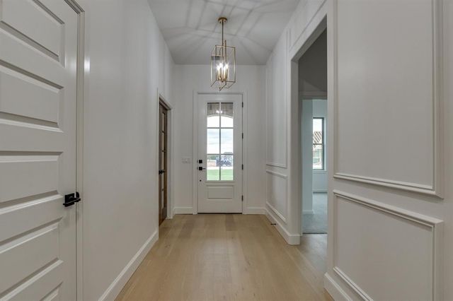 9356 Elizabeth Drive, Guthrie, OK 73044