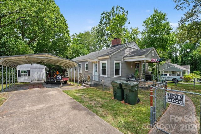 109 S Pine Street, Lowell, NC 28098