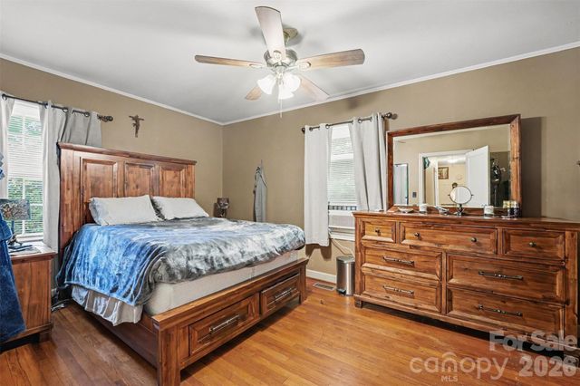 109 S Pine Street, Lowell, NC 28098