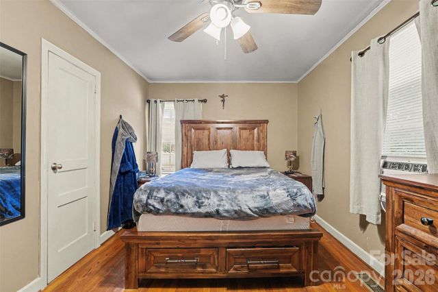 109 S Pine Street, Lowell, NC 28098