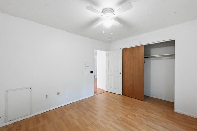 100 Kennedy Dr Apt 39, South Burlington, VT 05403
