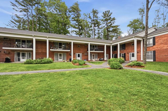 100 Kennedy Dr Apt 39, South Burlington, VT 05403