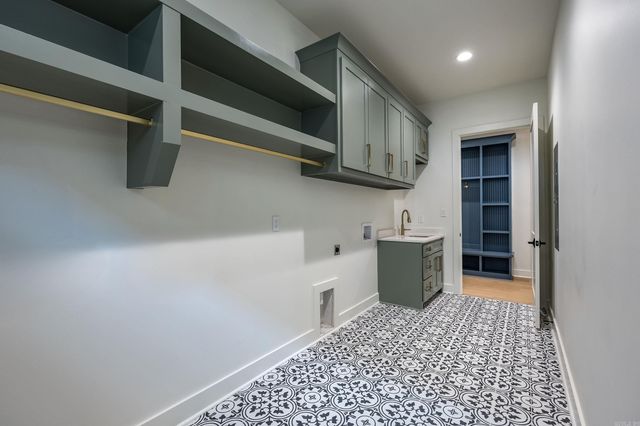 46 Miramont Circle, Little Rock, AR 72223