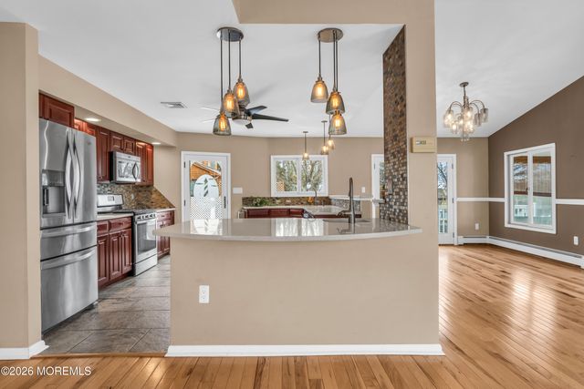 13 Tobago Avenue, Toms River, NJ 08753