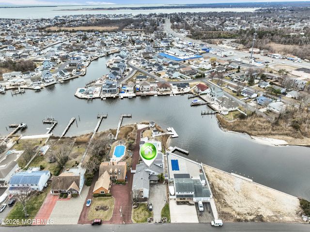 13 Tobago Avenue, Toms River, NJ 08753