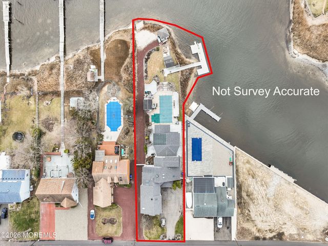 13 Tobago Avenue, Toms River, NJ 08753