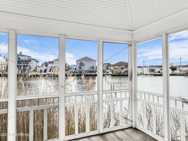 13 Tobago Avenue, Toms River, NJ 08753