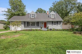 1734 S 41st Street, Lincoln, NE 68506