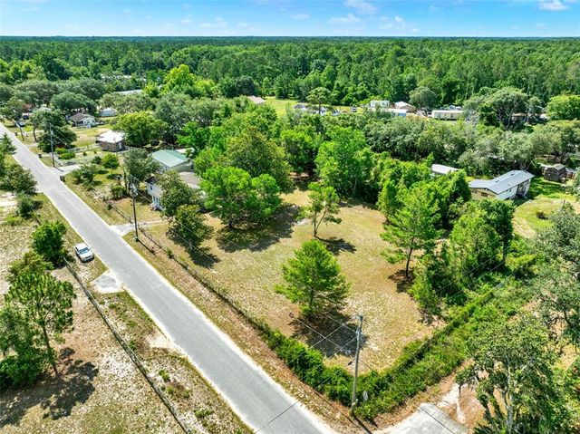 28712 AZALEA AVENUE, Paisley, FL 32767