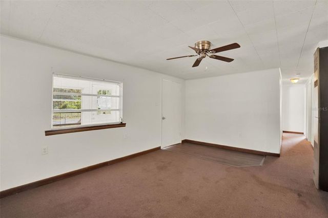 28712 AZALEA AVENUE, Paisley, FL 32767