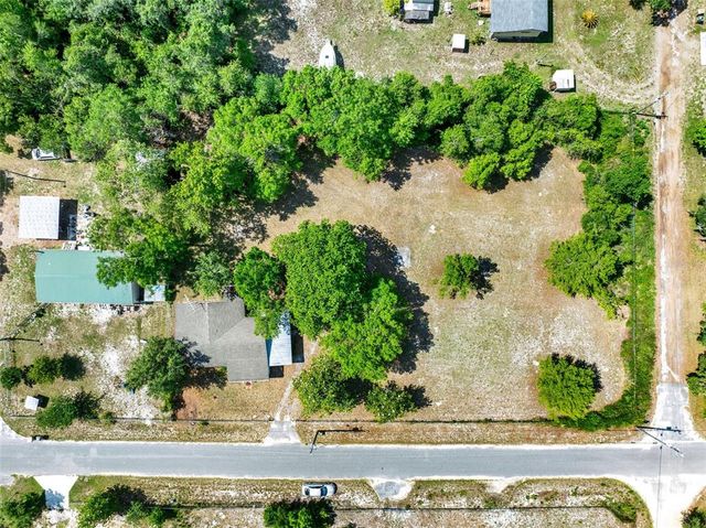 28712 AZALEA AVENUE, Paisley, FL 32767
