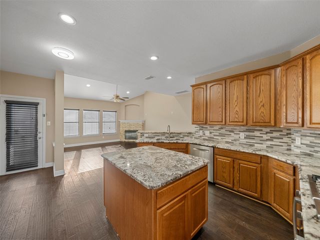 1229 Ducks Landing, Frisco, TX 75033