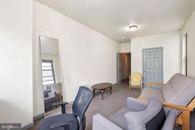 2136 N CARLISLE ST, Philadelphia, PA 19121