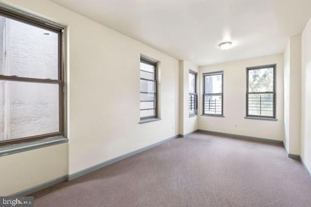 2136 N CARLISLE ST, Philadelphia, PA 19121