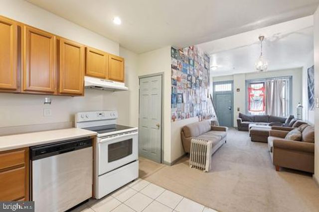 2136 N CARLISLE ST, Philadelphia, PA 19121