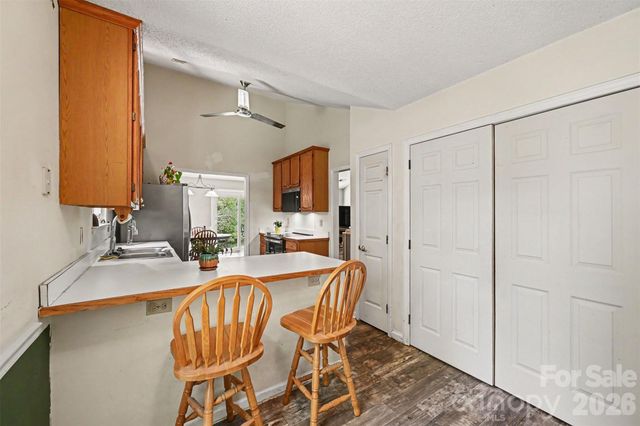 8410 Gidleigh Court, Charlotte, NC 28216