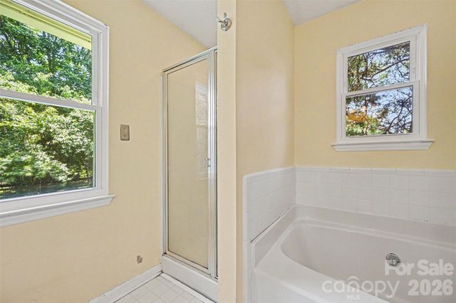 8410 Gidleigh Court, Charlotte, NC 28216