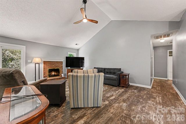 8410 Gidleigh Court, Charlotte, NC 28216