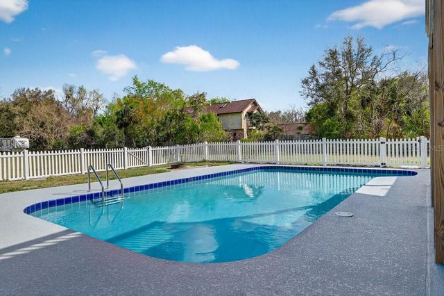 425 COUNTRY CIRCLE DRIVE E, Port Orange, FL 32128