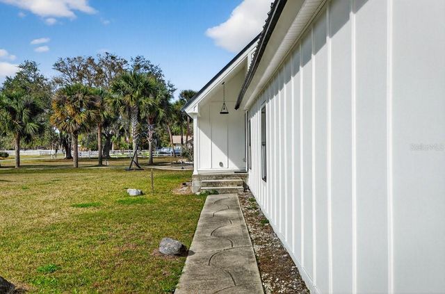 425 COUNTRY CIRCLE DRIVE E, Port Orange, FL 32128