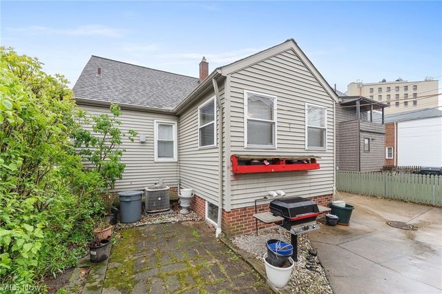 145 E 190th Street, Euclid, OH 44119