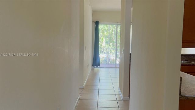 3500 Oaks Clubhouse Drive 211, Pompano Beach, FL 33069