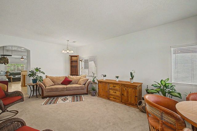 2839 Cabernet Street SW, Albuquerque, NM 87121