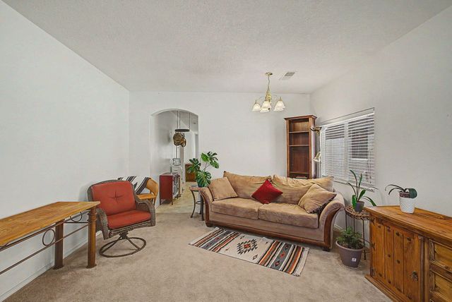 2839 Cabernet Street SW, Albuquerque, NM 87121